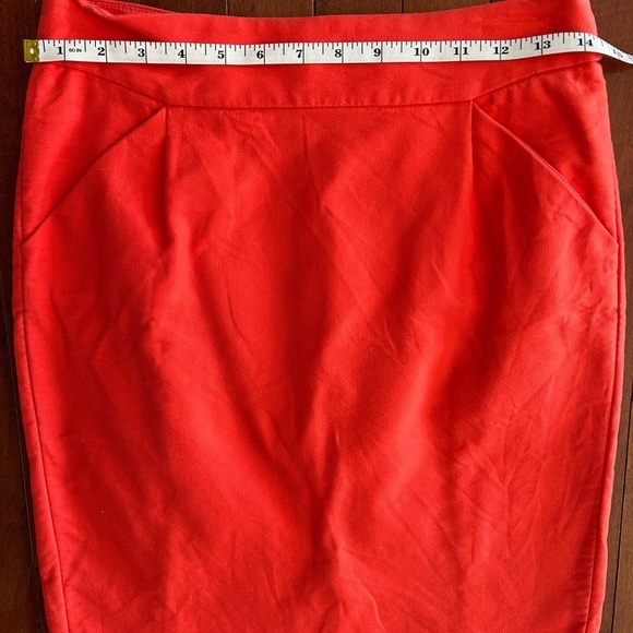 J. Crew Women's Coral Pencil Skirt Size 2 - Picture 3 of 8